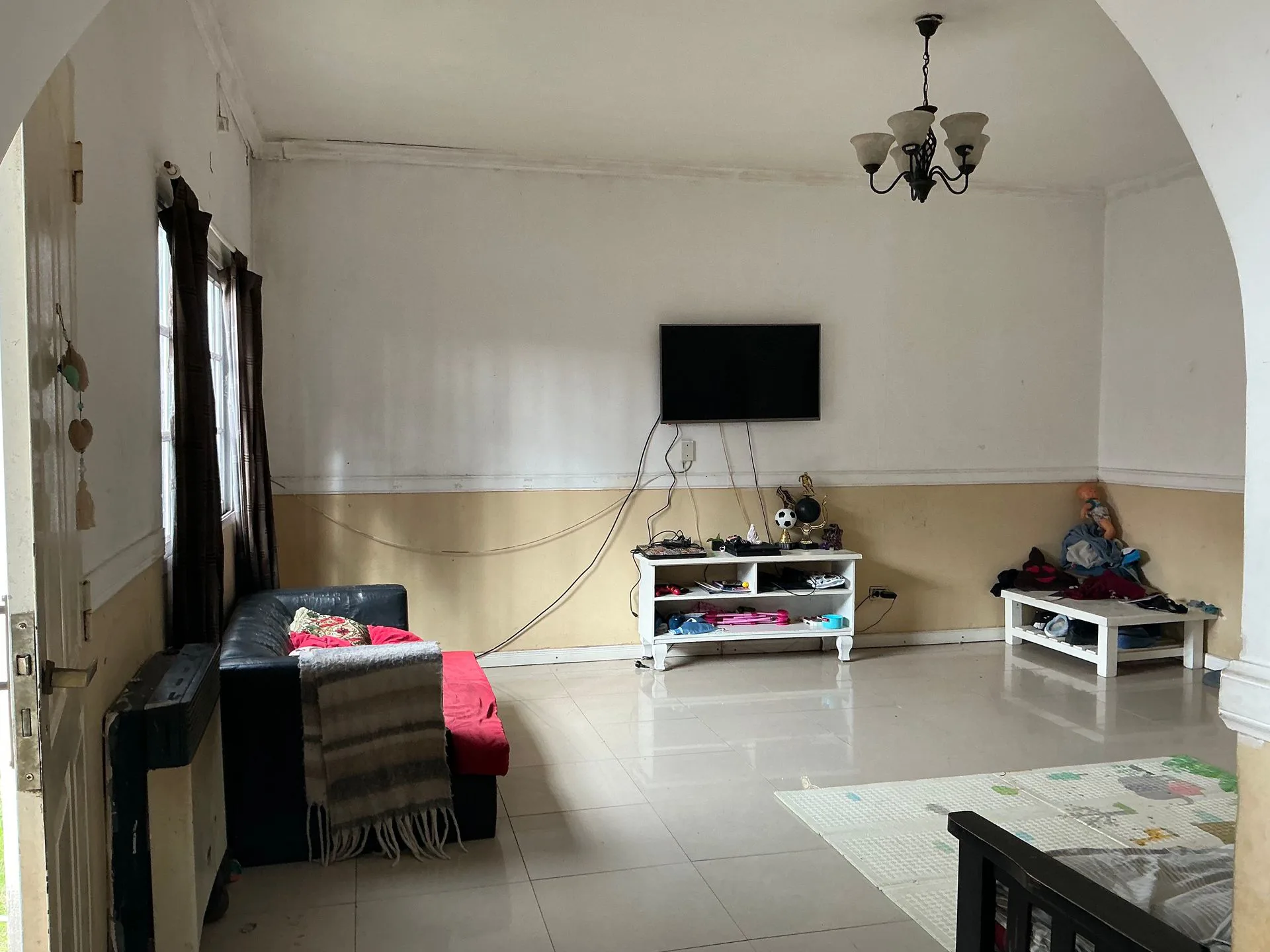 CASA 3 AMBIENTES VENTA LONGCHAMPS PARQUE foto 3