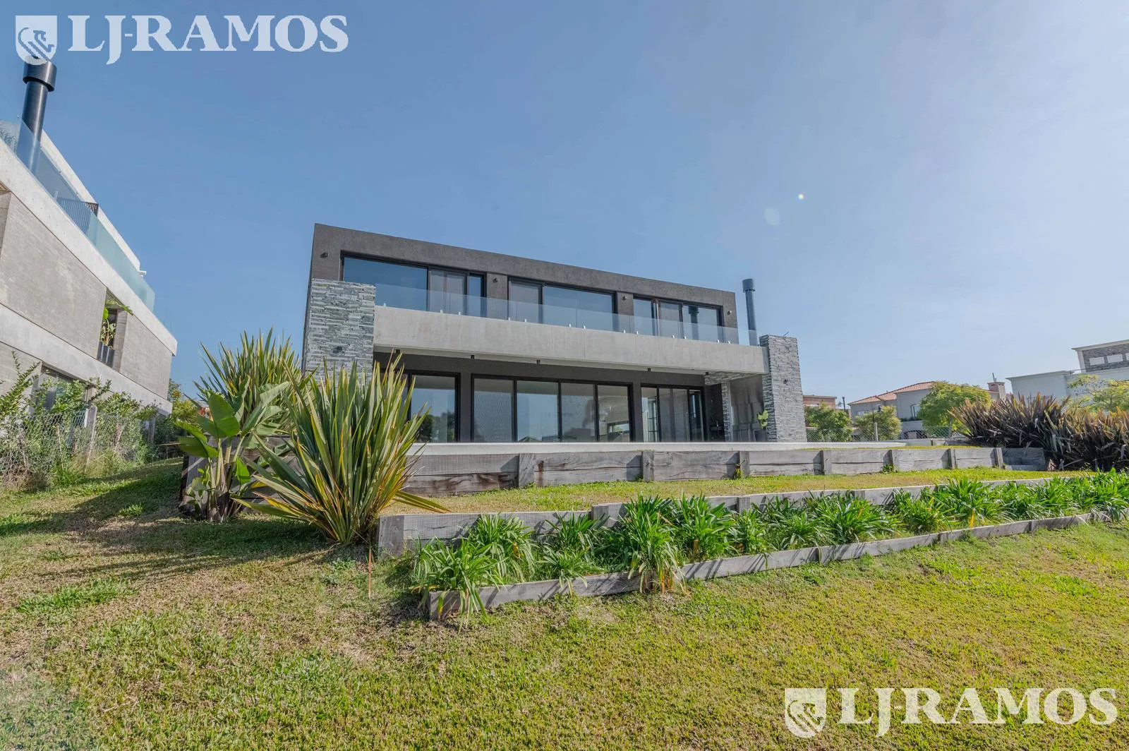 Casa  a estrenar al agua con 4 dormitorios en venta en El Yacht - Nordelta foto 5