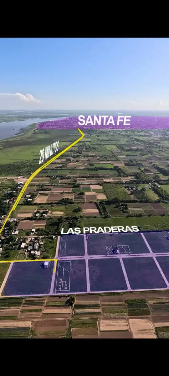 REMAX VENDE LOTE EN PRADERAS 5 foto 4