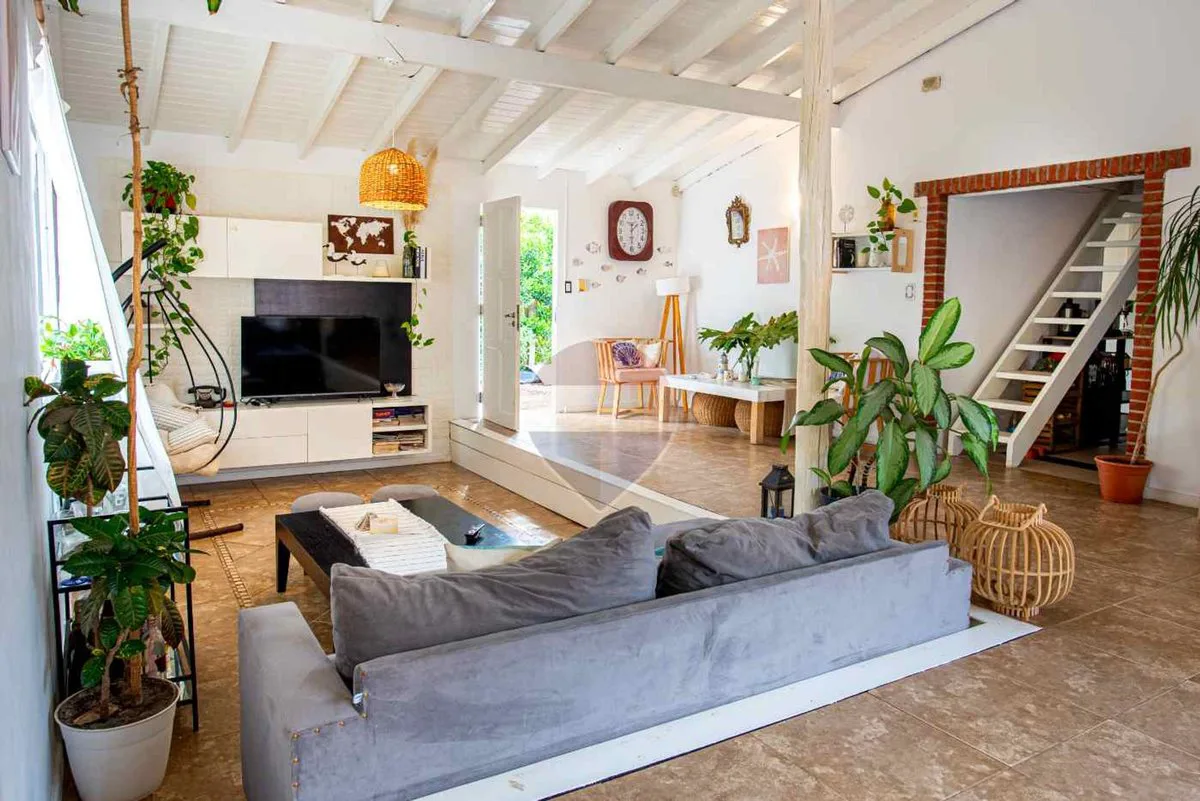 Casa en Venta en VALERIA DEL MAR 4 ambientes