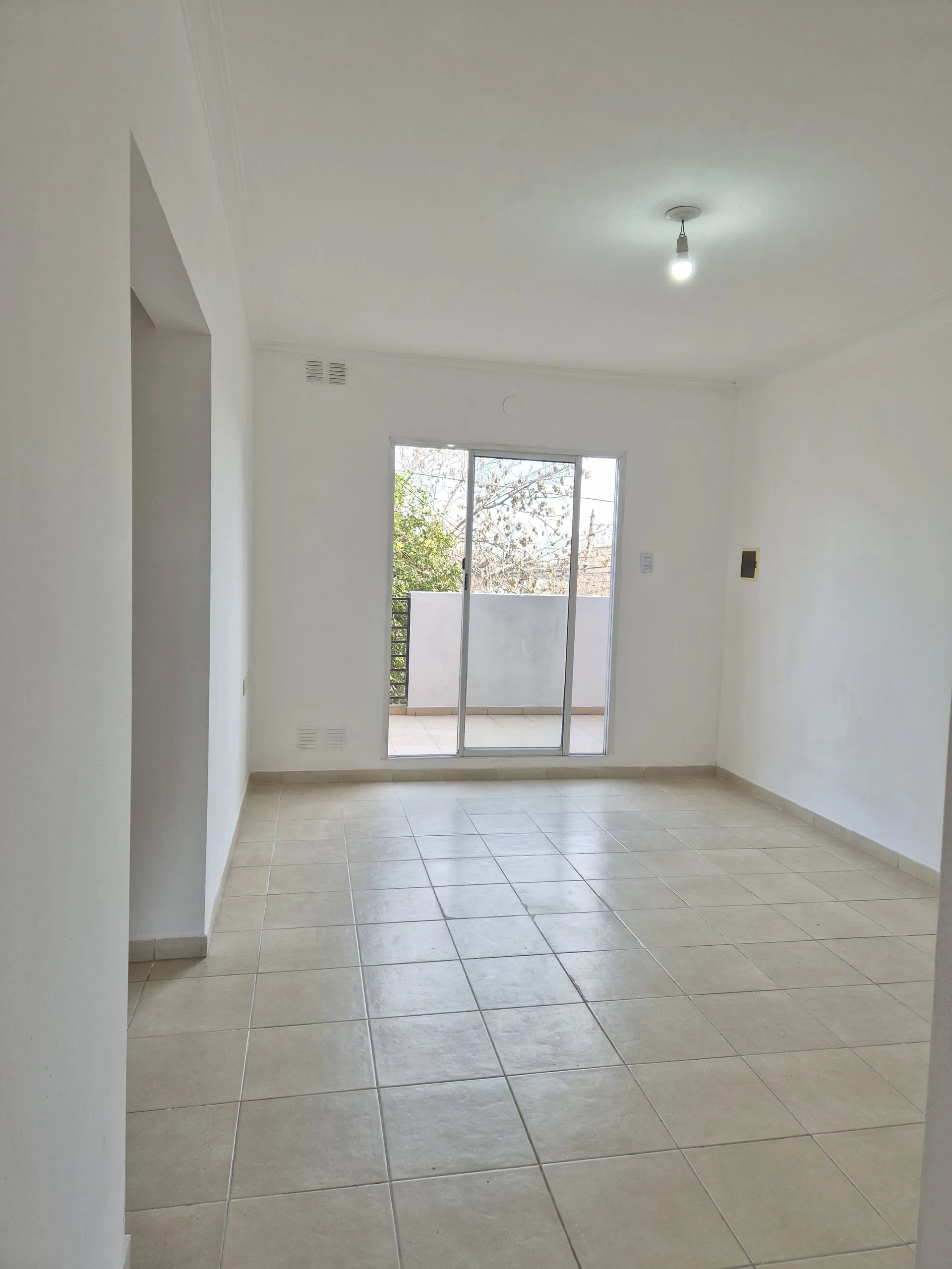 DTO 2 DORM BALCON LAVAD Y ASADOR ZONA ARISTOBULO foto 3
