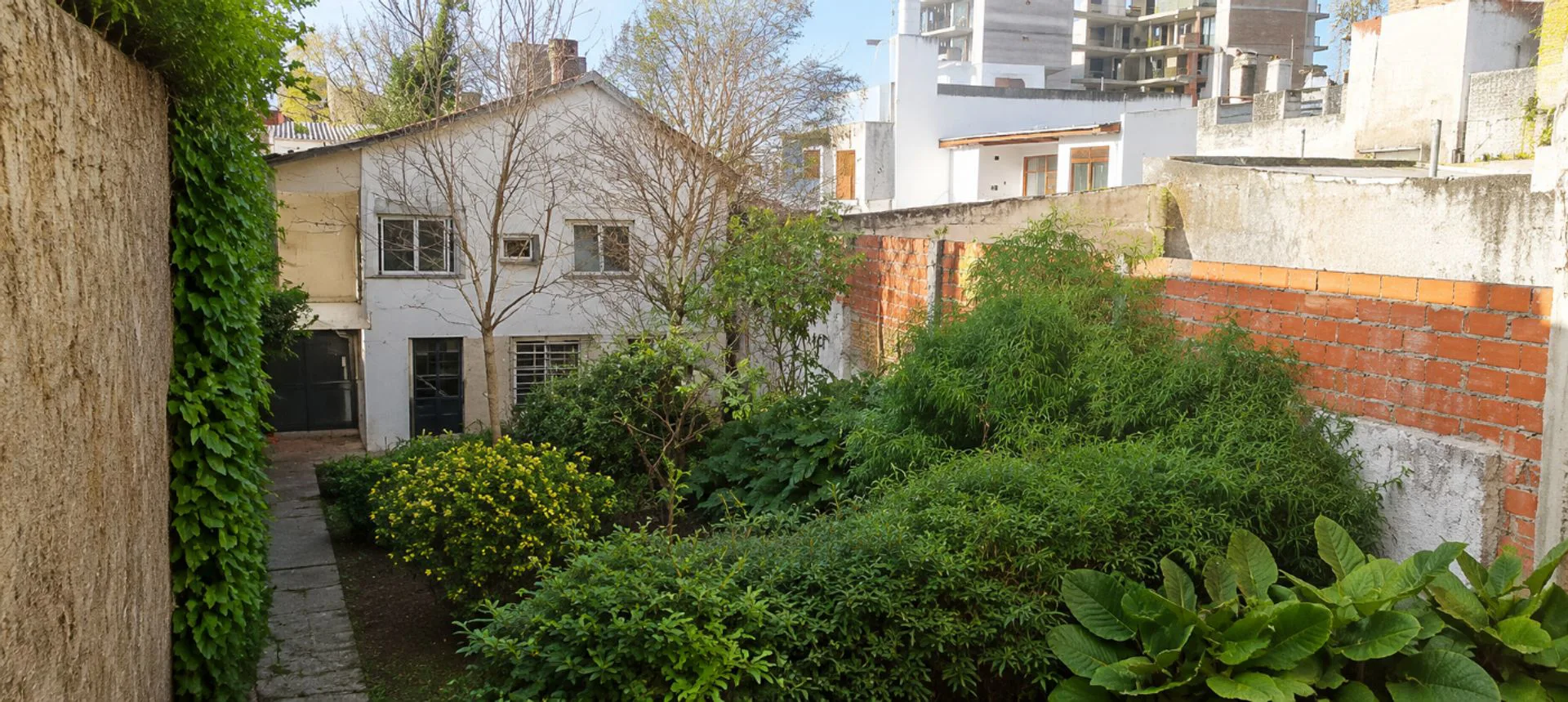 Venta lote 387 m² con 2 viviendas en Tigre Centro foto 2