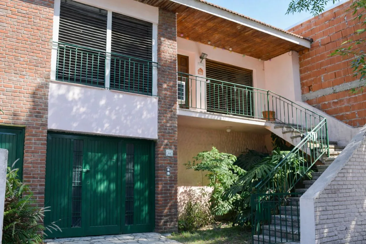 Venta lote 387 m² con 2 viviendas en Tigre Centro foto 3