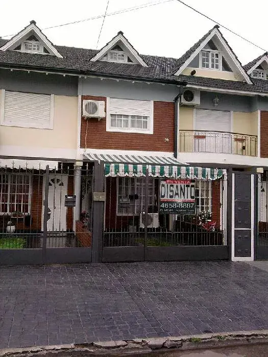 Triplex en Venta en Ramos Mejía, La Matanza, Buenos Aires