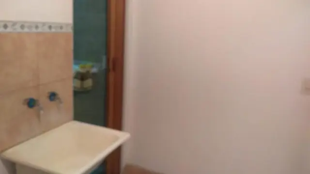 EXCELENTE´PROPIEDAD MULTIFAMILIAR VIVIENDA AL FRENTE DE DOS AMBIENTES ENTRADA DE AUTO PATIO PARRILLA Y AL FONDO OTRA VIVIENDA DE DOS AMBENTES