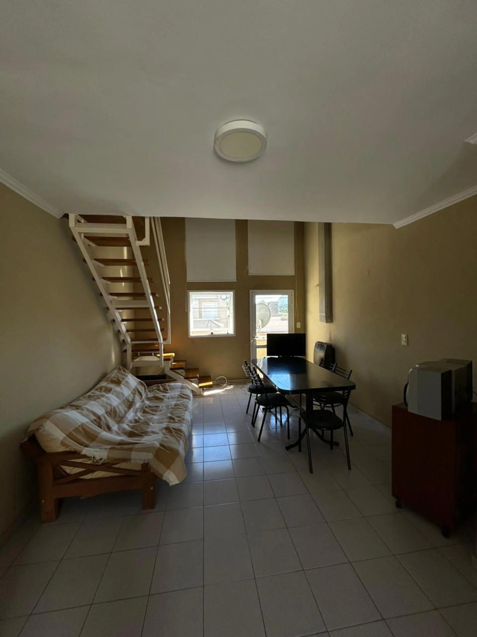 EN VENTA DUPLEX 1 DORM CENTRO VILLA MARIA foto 2