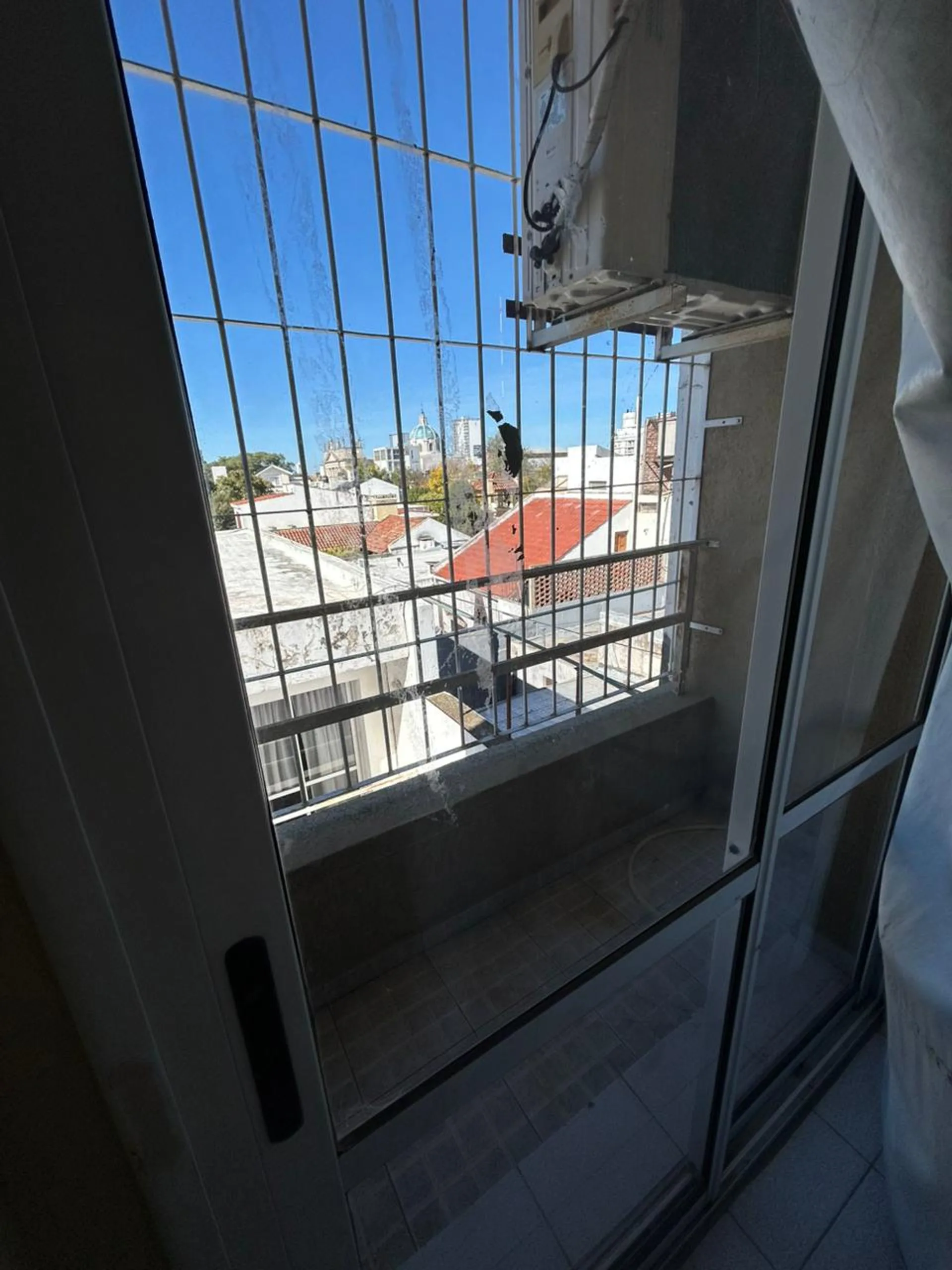 EN VENTA DUPLEX 1 DORM CENTRO VILLA MARIA foto 4