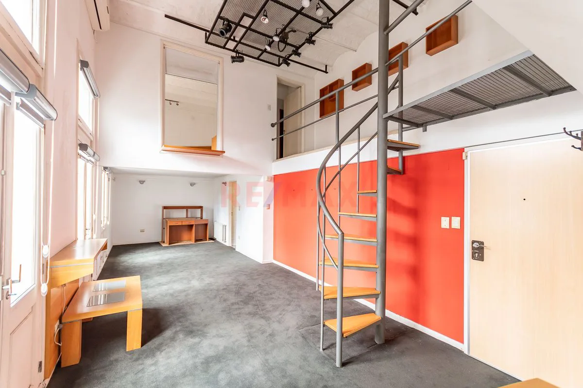 VENTA 4 AMBIENTES DUPLEX - TIPO LOFT - SAN TELMO foto 2
