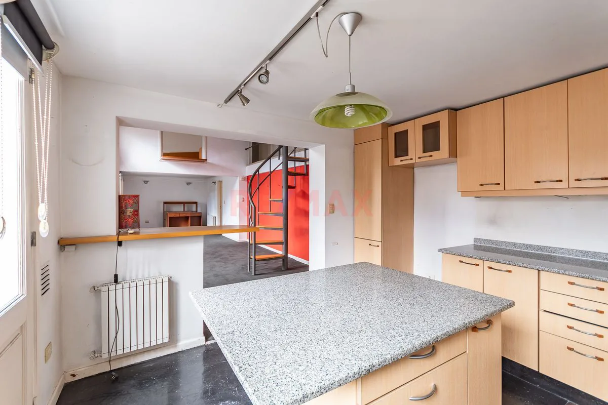 VENTA 4 AMBIENTES DUPLEX - TIPO LOFT - SAN TELMO foto 5