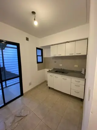 DUPLEX DE 2 AMBIENTES CON COCHERA Y PATOO EN ALQUILER foto 5