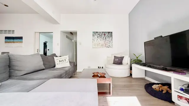 Pje San Carlos 3600 - Casa en venta de 4 dormitorios - Rosario, Echesortu