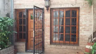 ALQUILER - INTERNA ÚNICA 4 DORMITORIOS - 220 m2 - JARDÍN Y PARRILLERO foto 4