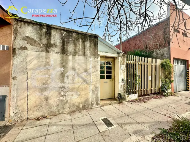 Venta Casa 7 Amb a Refaccionar en Villa Libertad