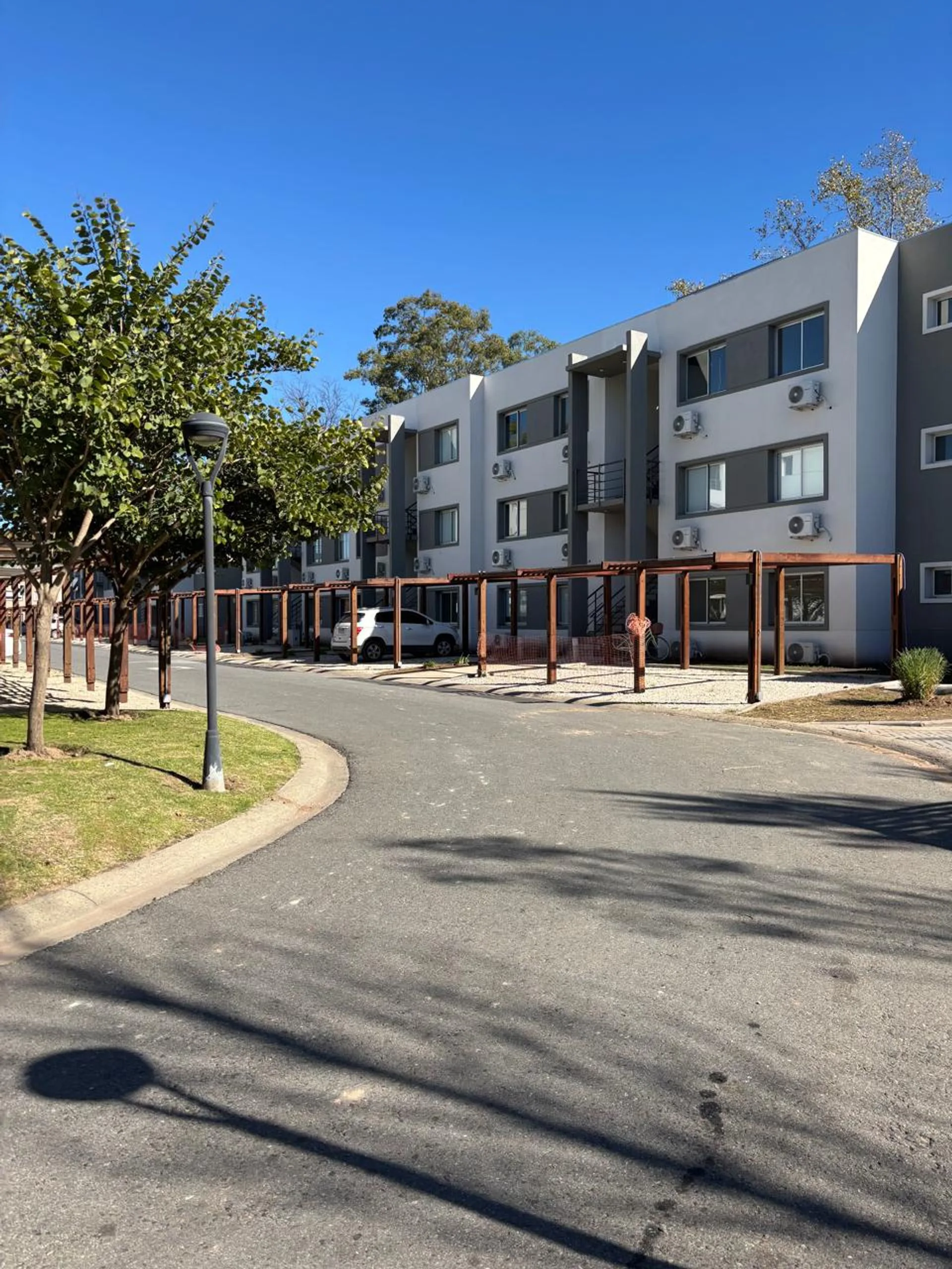 VENTA 4 AMBIENTES A ESTRENAR | LAGOON PILAR foto 3