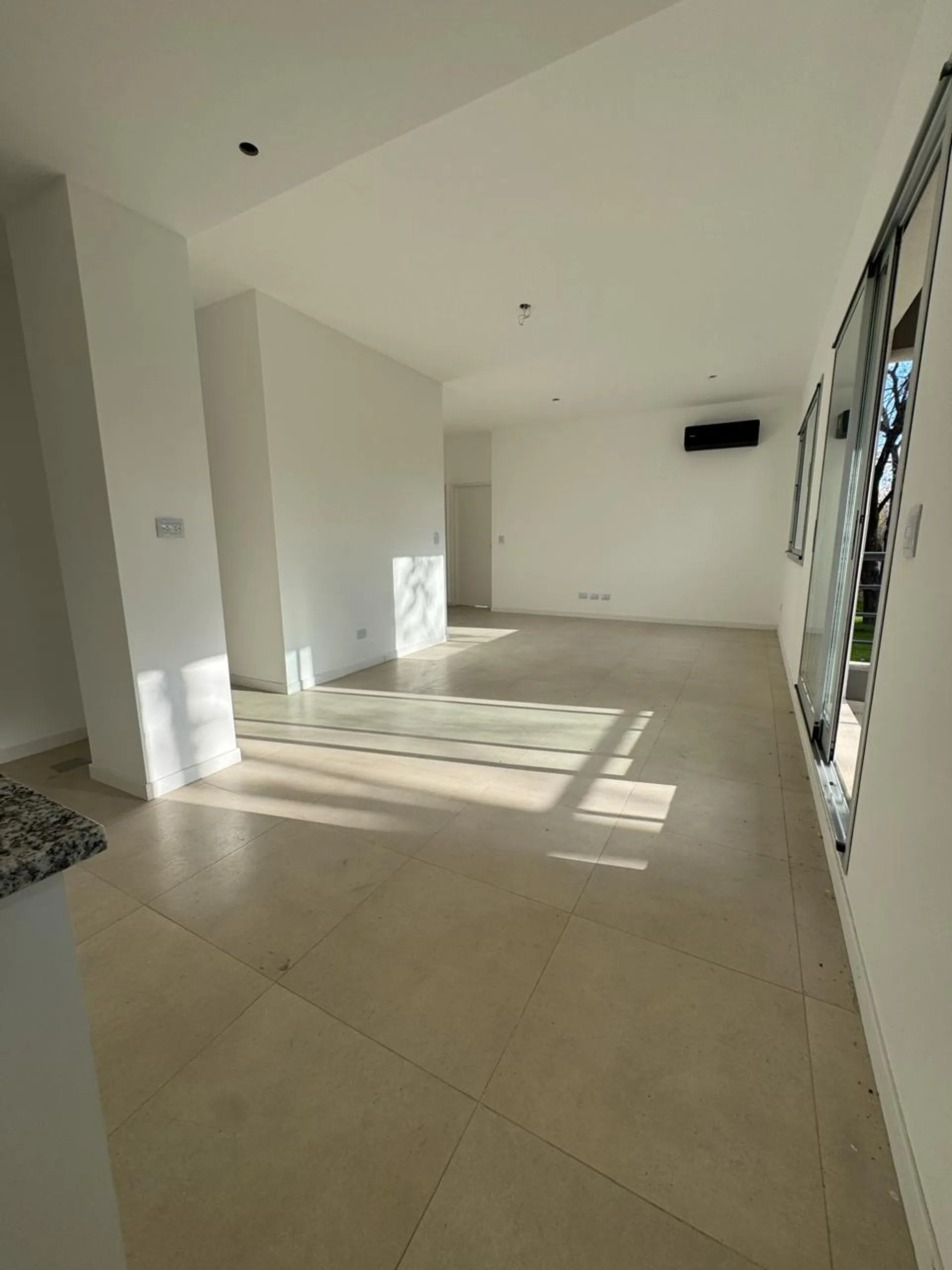 VENTA 4 AMBIENTES A ESTRENAR | LAGOON PILAR foto 5