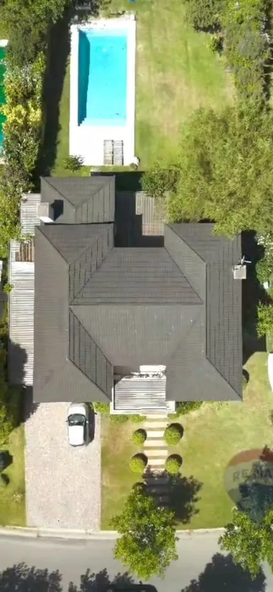 Venta de casa en san isidro labrador lote interno foto 2