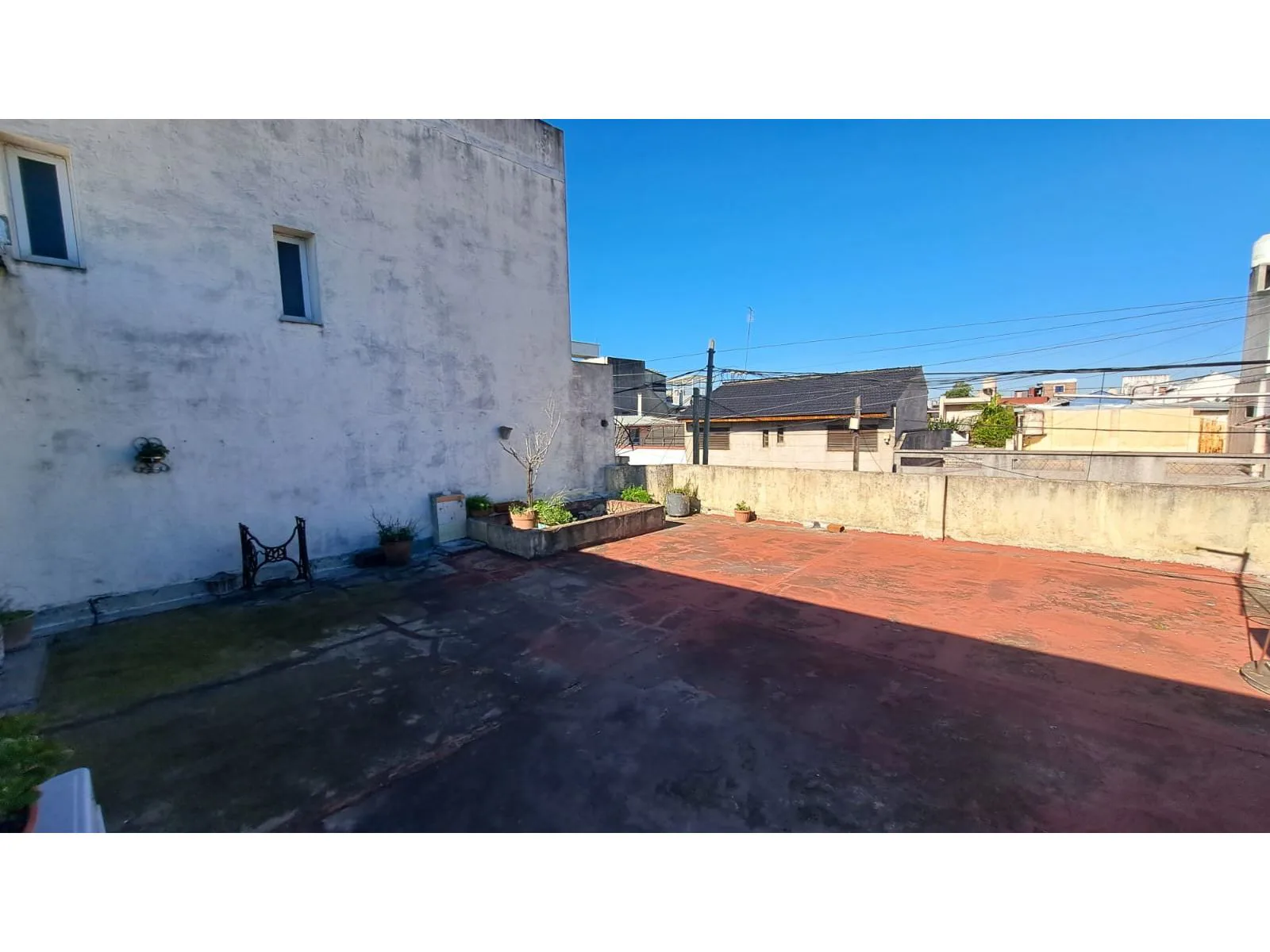 Depto Tipo Casa de 4 Ambientes con Terraza Propia - Ramos Mejía foto 4