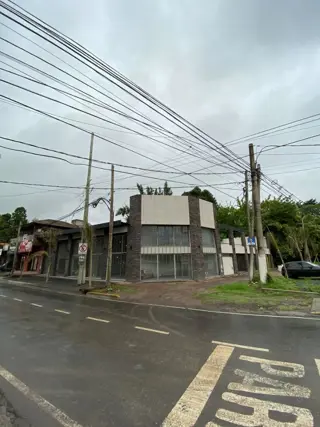 Excelente local comercial en alquiler en Pilar foto 2
