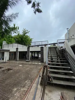 Excelente local comercial en alquiler en Pilar foto 5