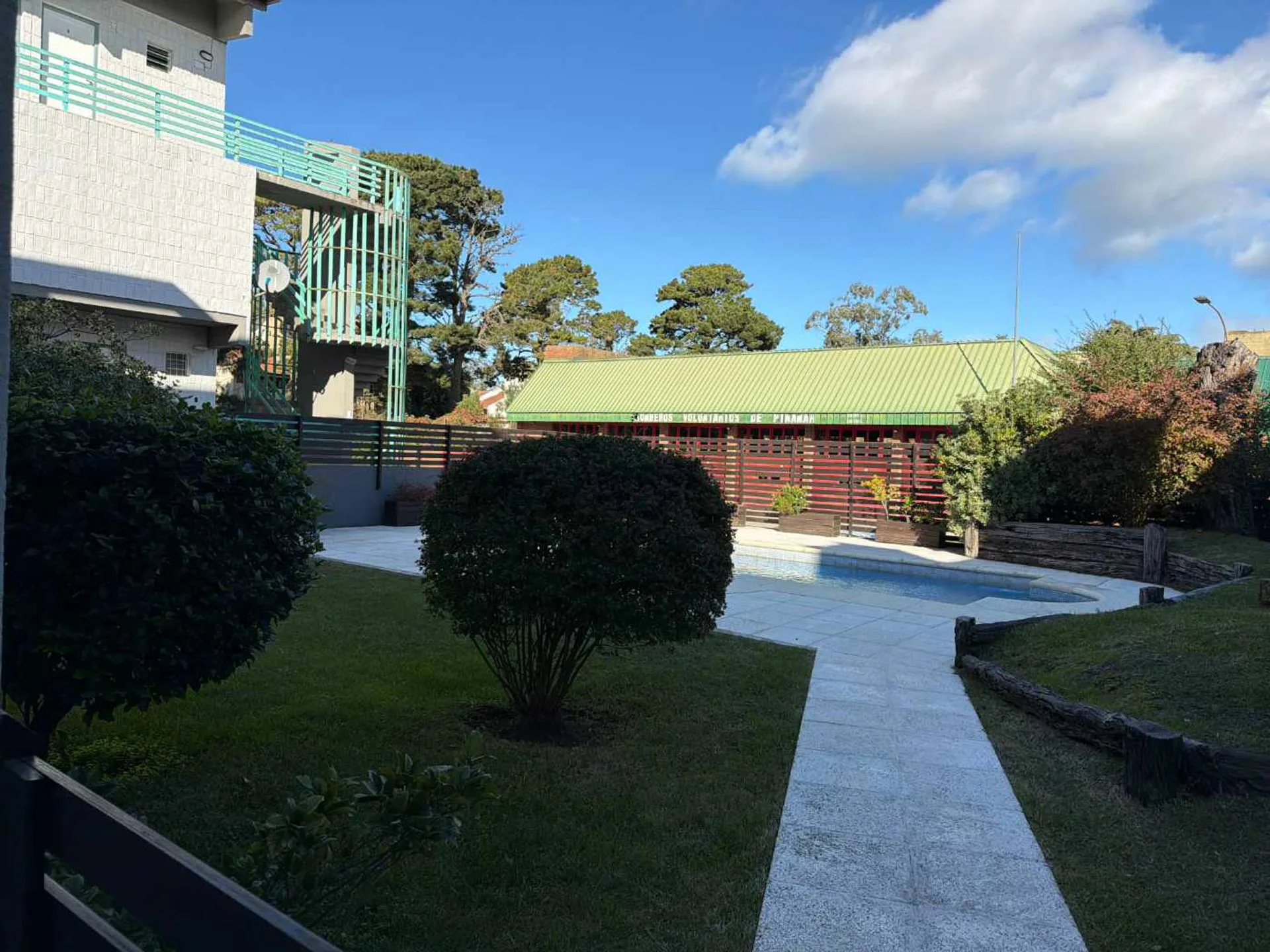 Venta departamento en Pinamar-3 amb zona centro foto 4