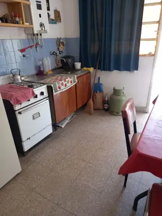 Dpto. en San Antonio de Arredondo, ubicado frente a la ruta, en pleno centro comercial, con todas las comodidades,  balcon con vista a las montañas, c foto 2