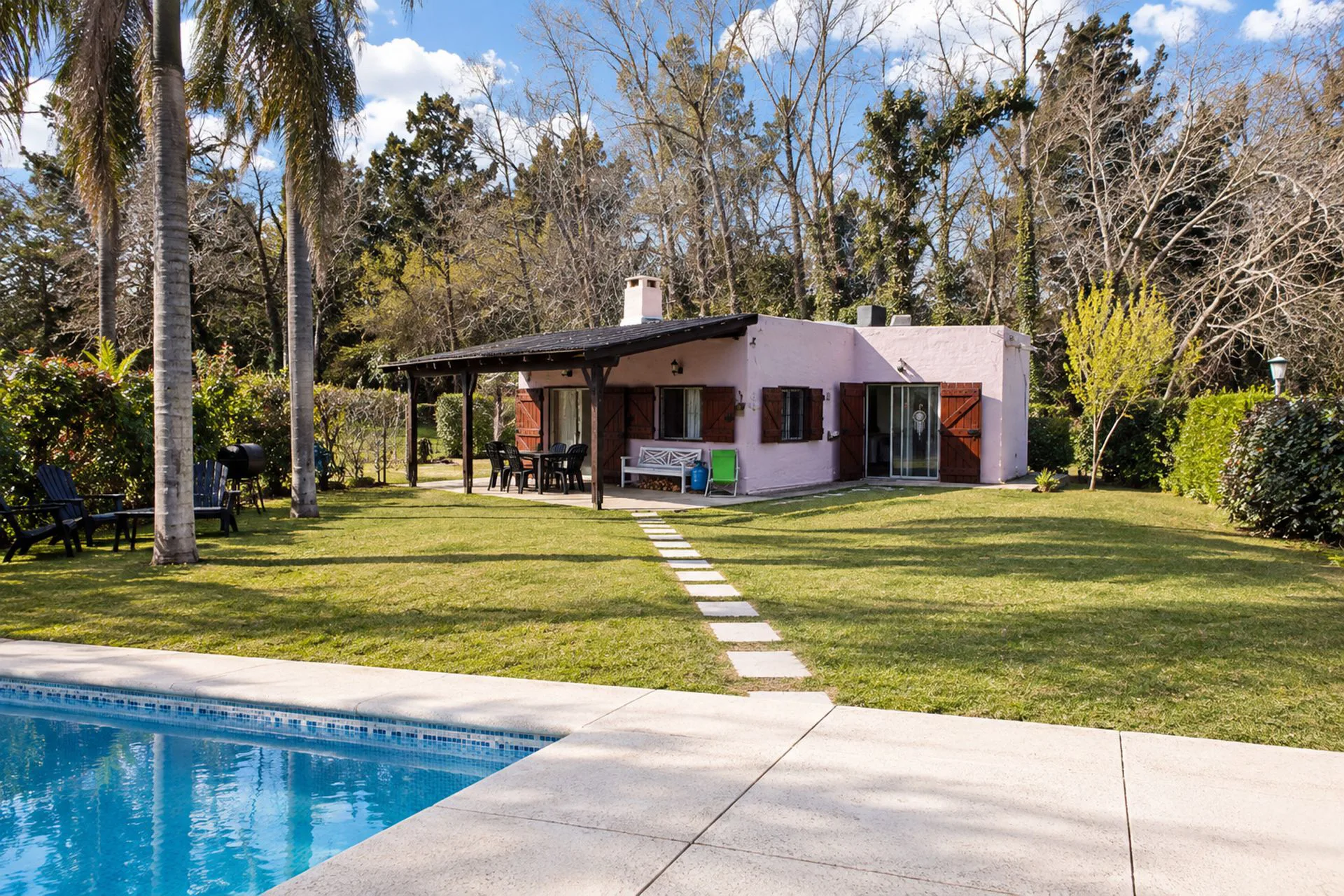 CASA QUINTA EN VENTA EN BENAVIDEZ foto 4