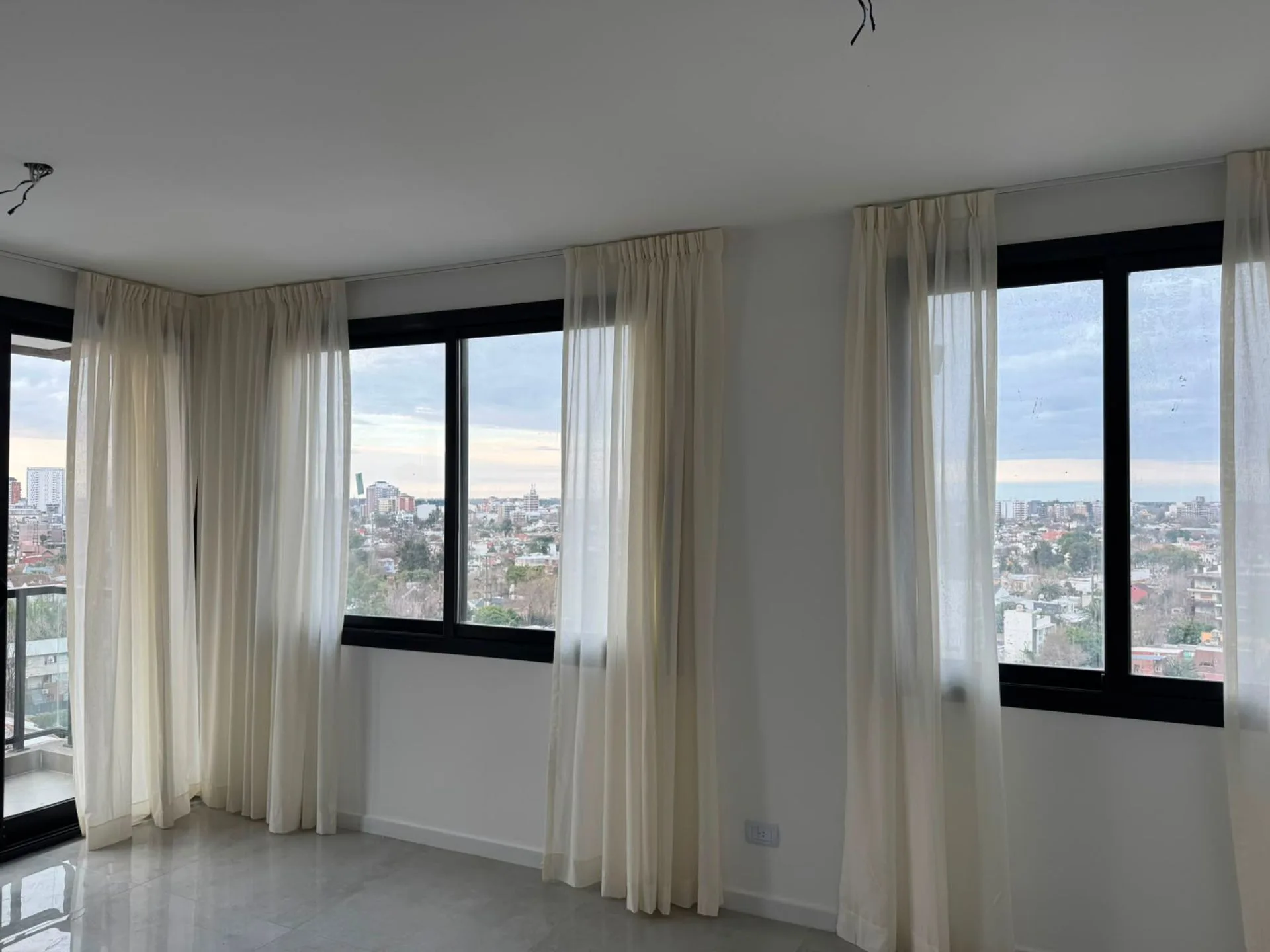 Alquiler depto piso 8  vista panoramica, amenities foto 5