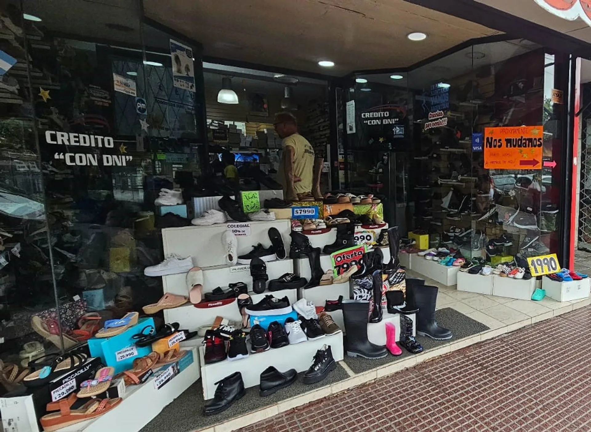 VENTA Local Villa Ballester foto 4