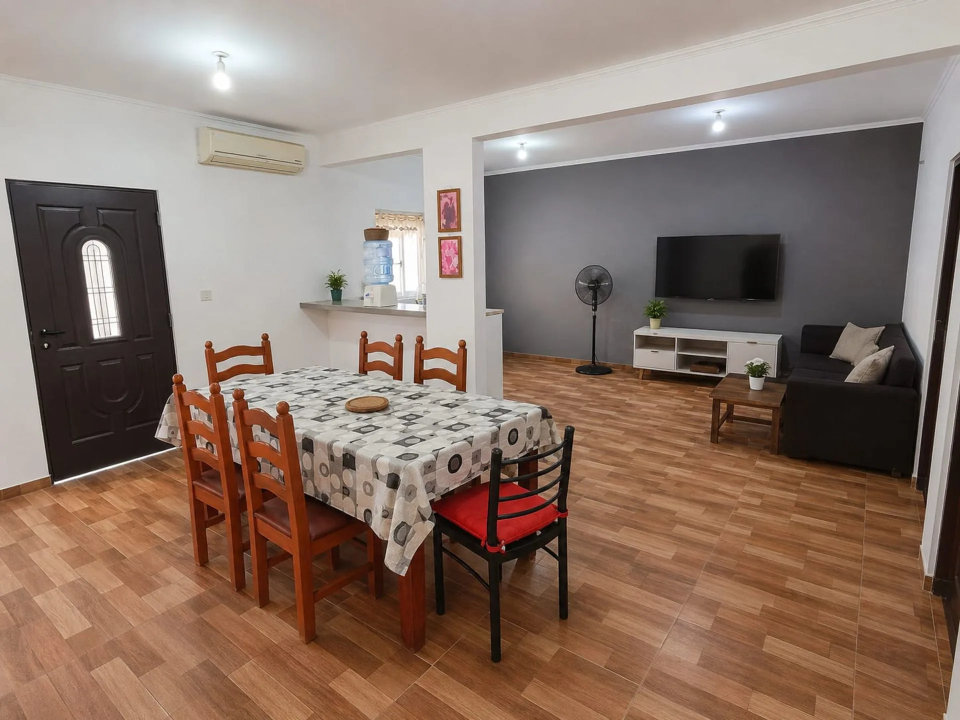 VENTA LOTE 187mts2 VILLA FIORITO con CASA de 100m2 foto 5
