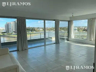 Departamento de 3 ambientes en venta / alquiler en Puerto Escondido foto 1