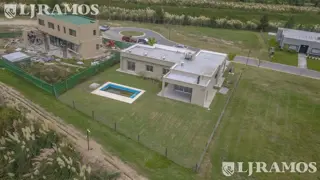 Casa en El Naudir MB foto 1