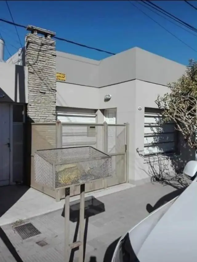 Casa mas dos departamentos en Bahía Blanca