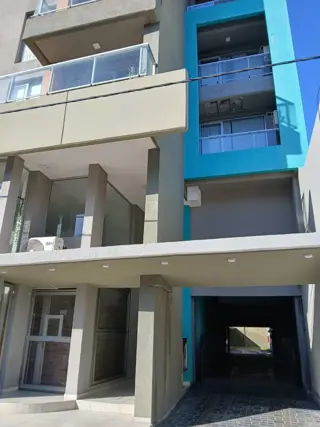 VENTA COCHERA TUCUMAN 3500 foto 2