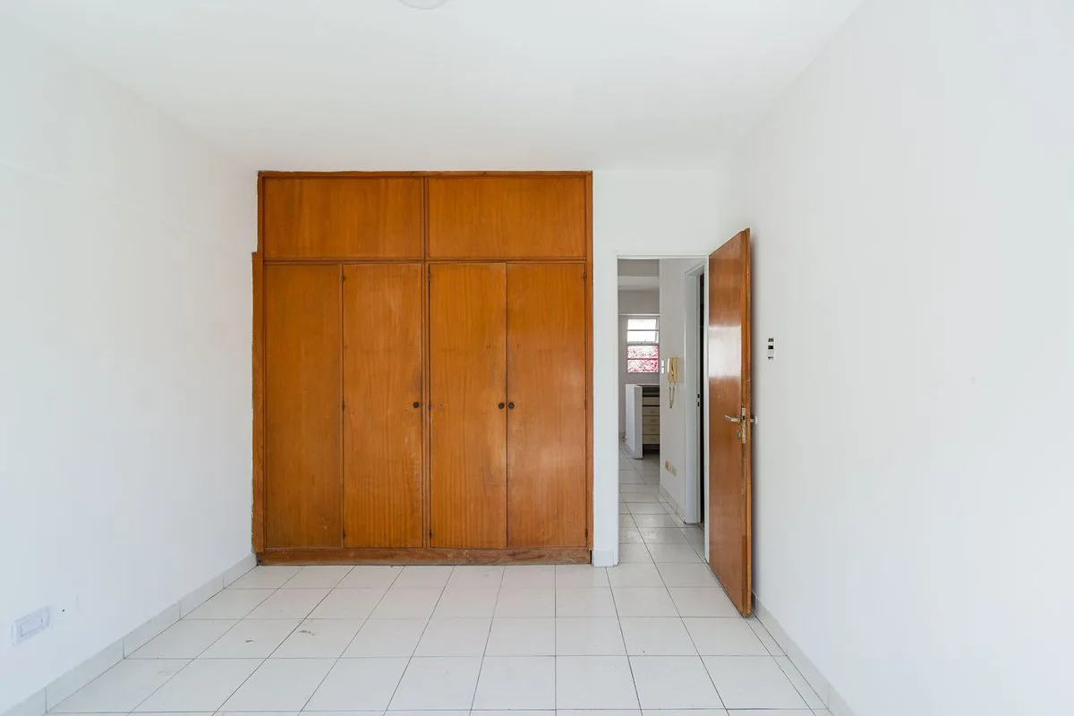 Venta Almagro 2 amb., balcon, cochera  y renta. foto 4