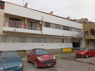 LINDO DEPARTAMENTO EN ALQUILER PERMANENTE EN CARLOS PAZ, 2 DORM. AMOBLADO. EDIFICIO RIBERA foto 1