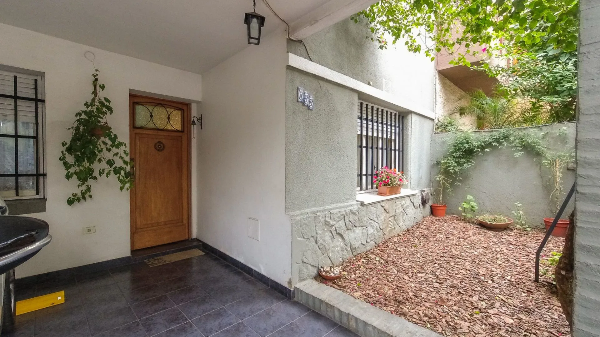 Casa En Venta 4 Ambientes Liniers Con Cochera foto 2