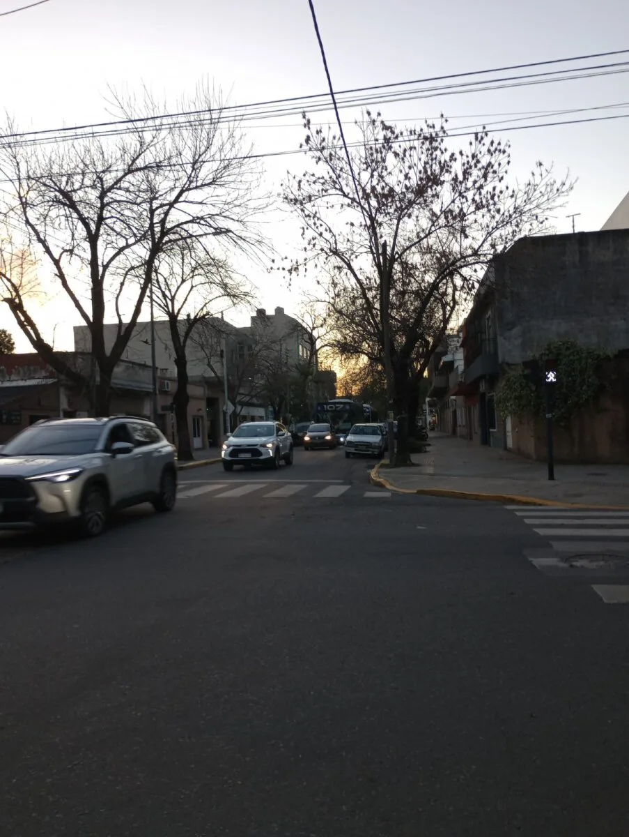 Alquiler local Monte Castro esquina comercial foto 3