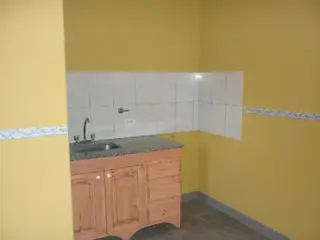 Venta, complejo de 4 departamentos en Villa de Mayo foto 2