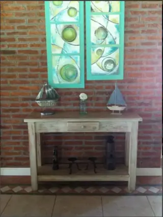 Excelente Chalet En Carilo  de 3 dormitorio y dependencia foto 4