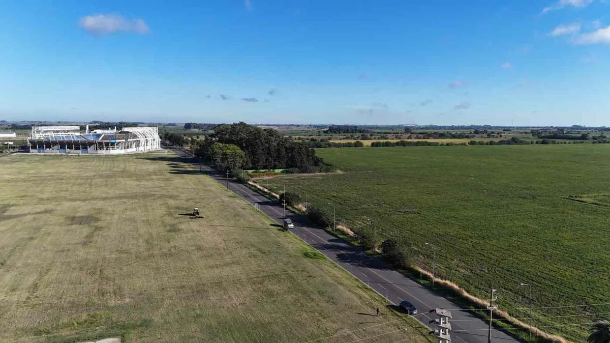 VENTA CAMPO 17,47 HA. AVDA RUCCI A MTS DEL ESTADIO foto 3