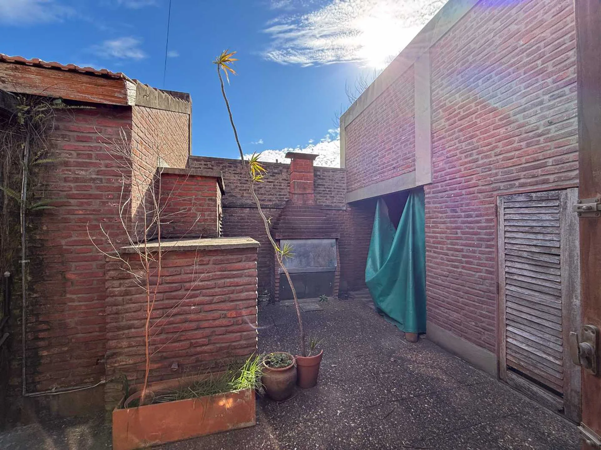CASA 2 DORMITORIOS EN VENTA EN LA PLATA foto 4