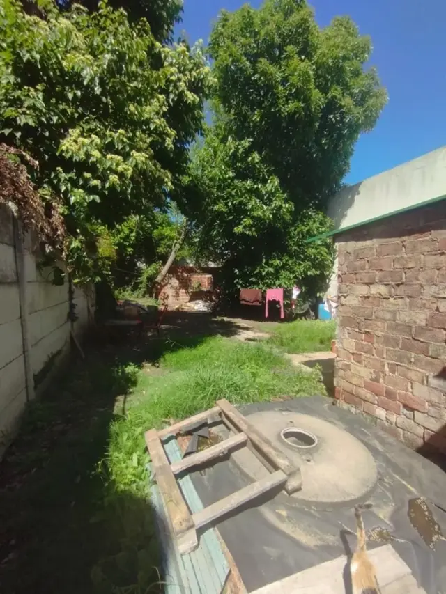 Venta de lote de 8,66x35 en bacacay al 160 entre Uriarte y Esquiú.