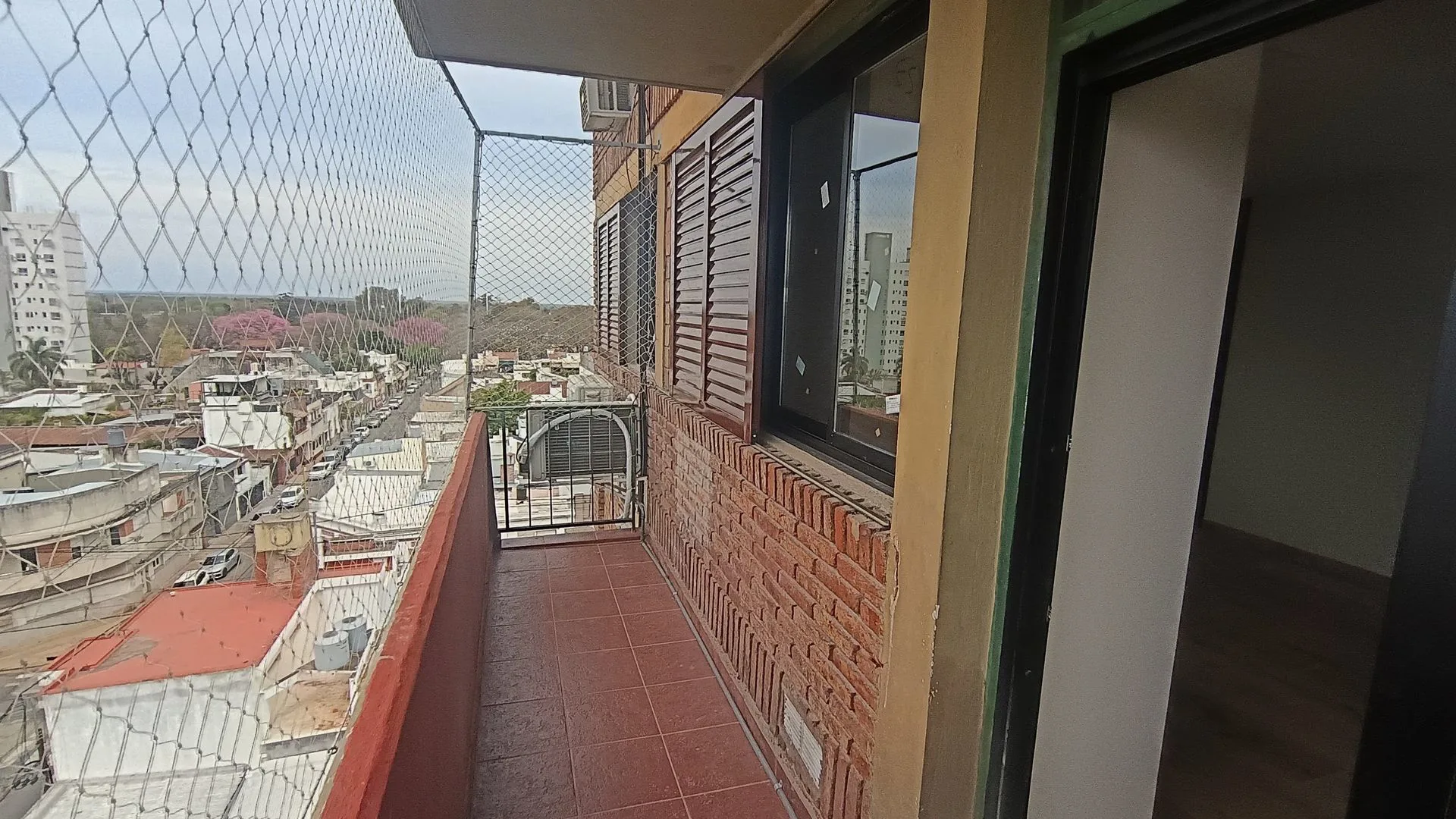 ALQUILER DEPARTAMENTO 2 DORM. Y COCHERA BARRIO SUR foto 4
