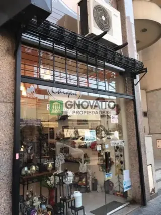 LOCAL COMERCIAL  SOBRE AVENIDA foto 2
