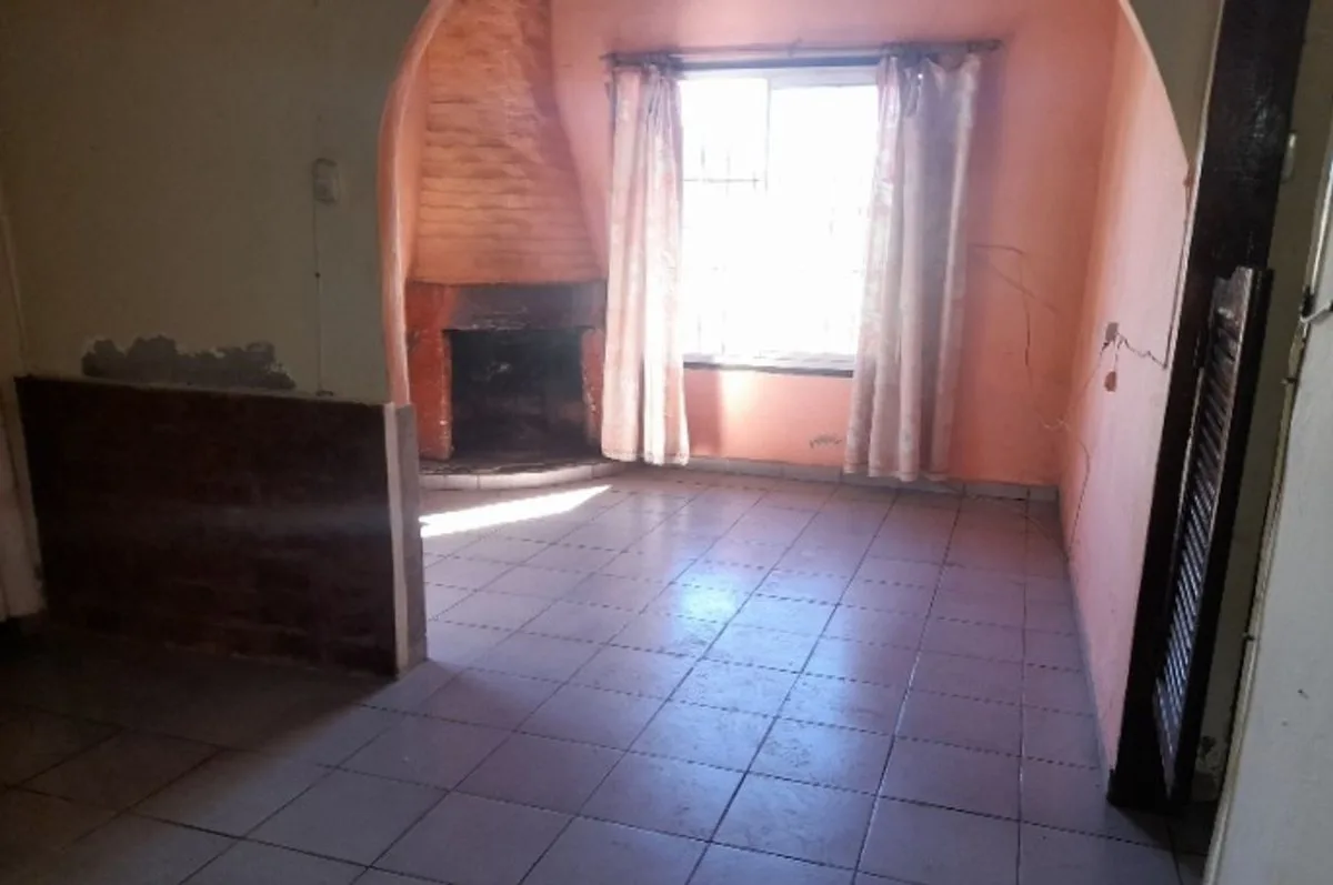 Casa 3 Amb. a reciclar con parque - Parque Camet foto 5