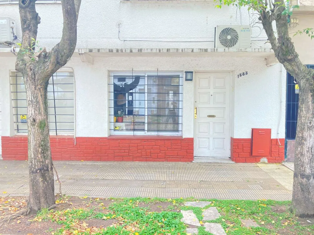 VENTA PH 3 AMB - TERRAZA - MARTINEZ foto 2