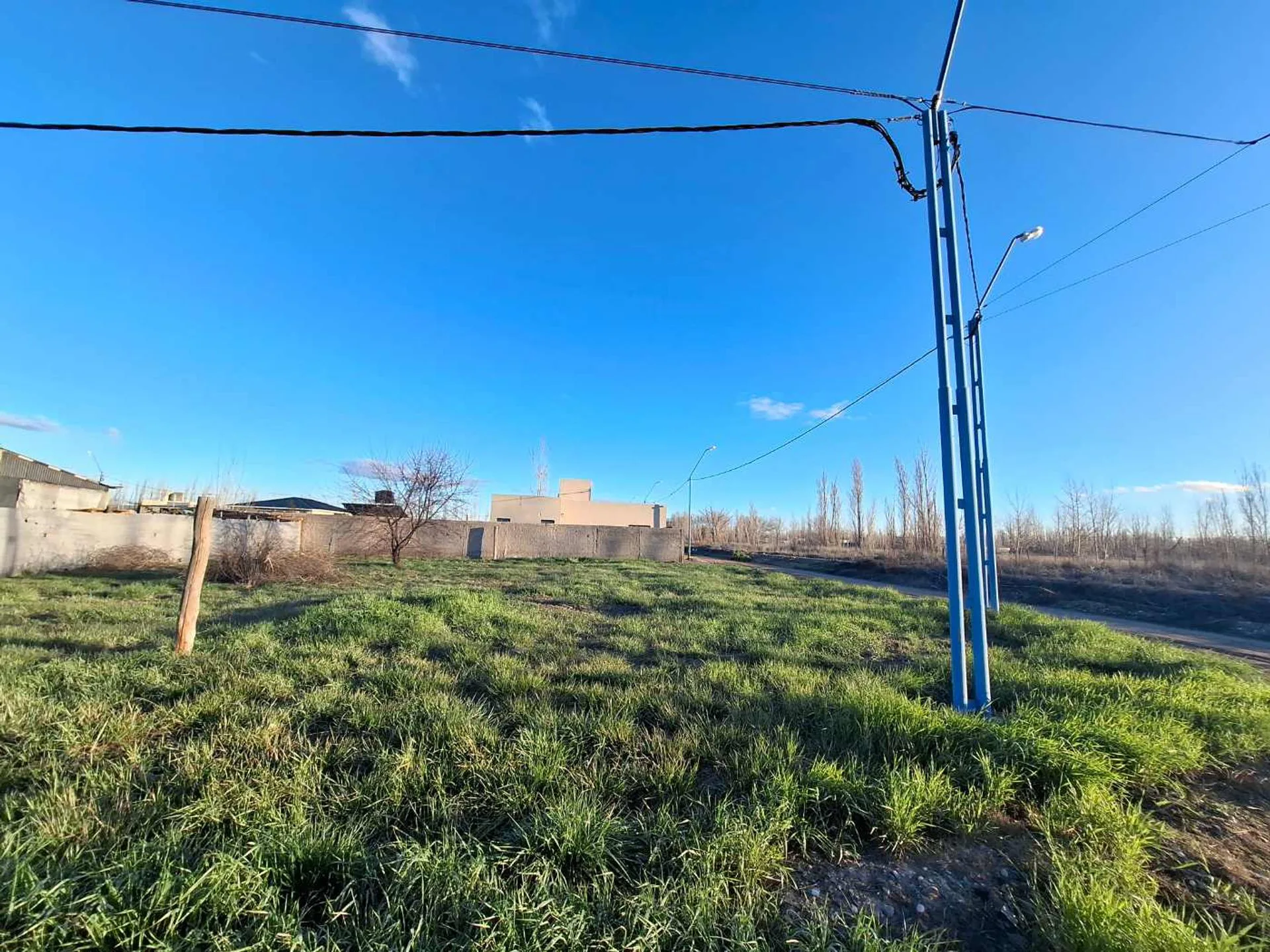 Venta Terreno en esquina Álamos Blancos foto 4