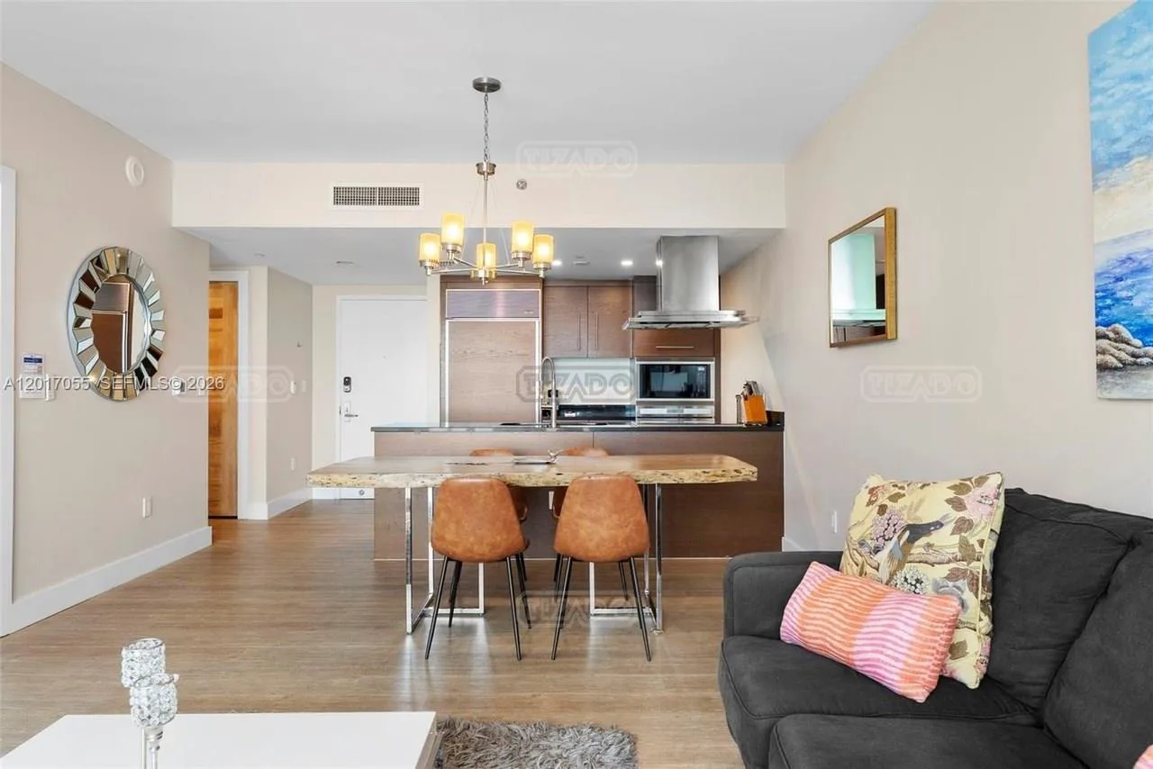 485 Brickell Ave #4606 400 foto 3