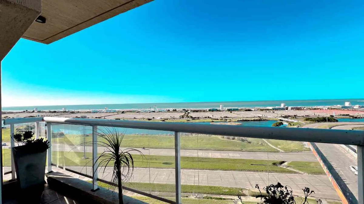 Venta 3 Amb. Vista al Mar Cochera Apto Credito foto 3