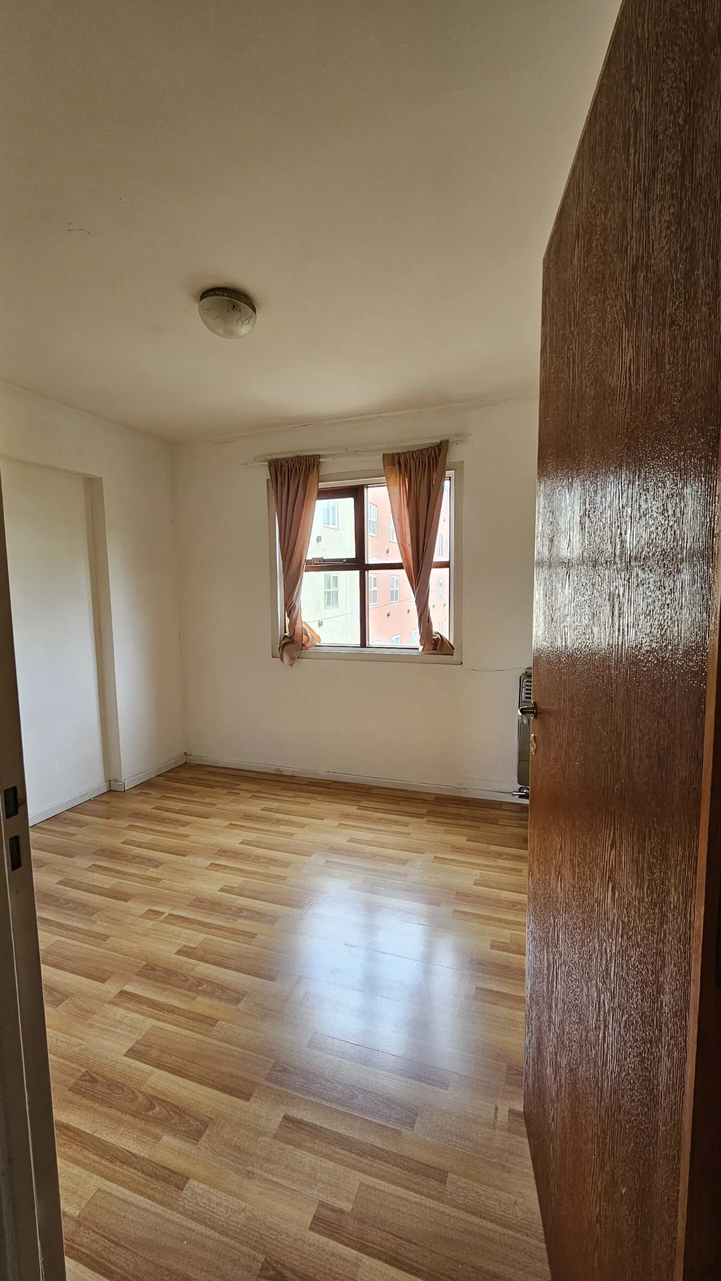 VENTA – DEPTO. 3 DORMITORIOS – BARRIO C.G.T. foto 5